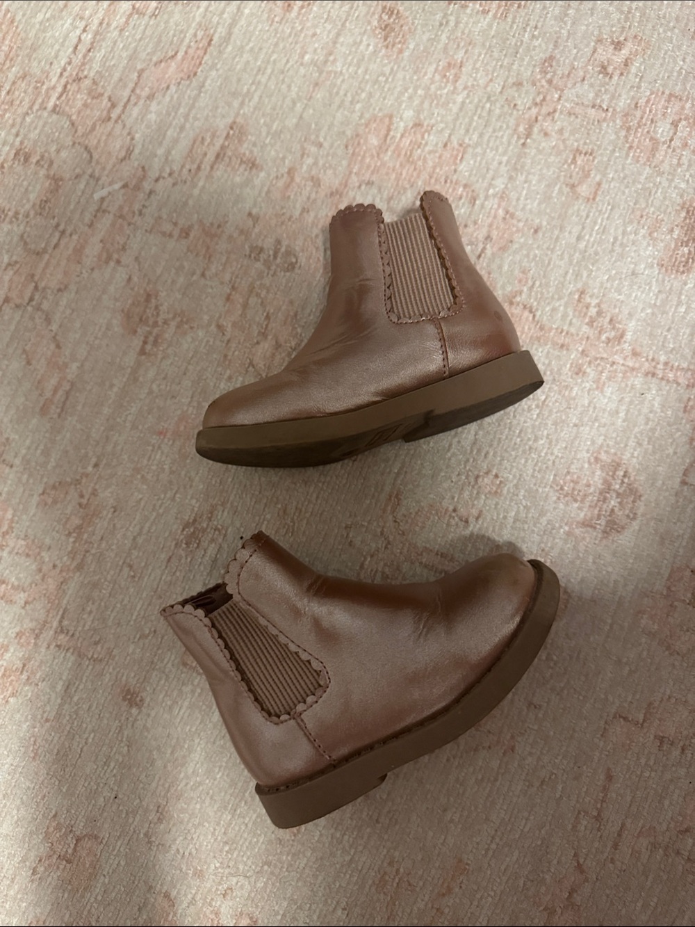Old Navy Toddler Pink Shinmer Chelsea Boots